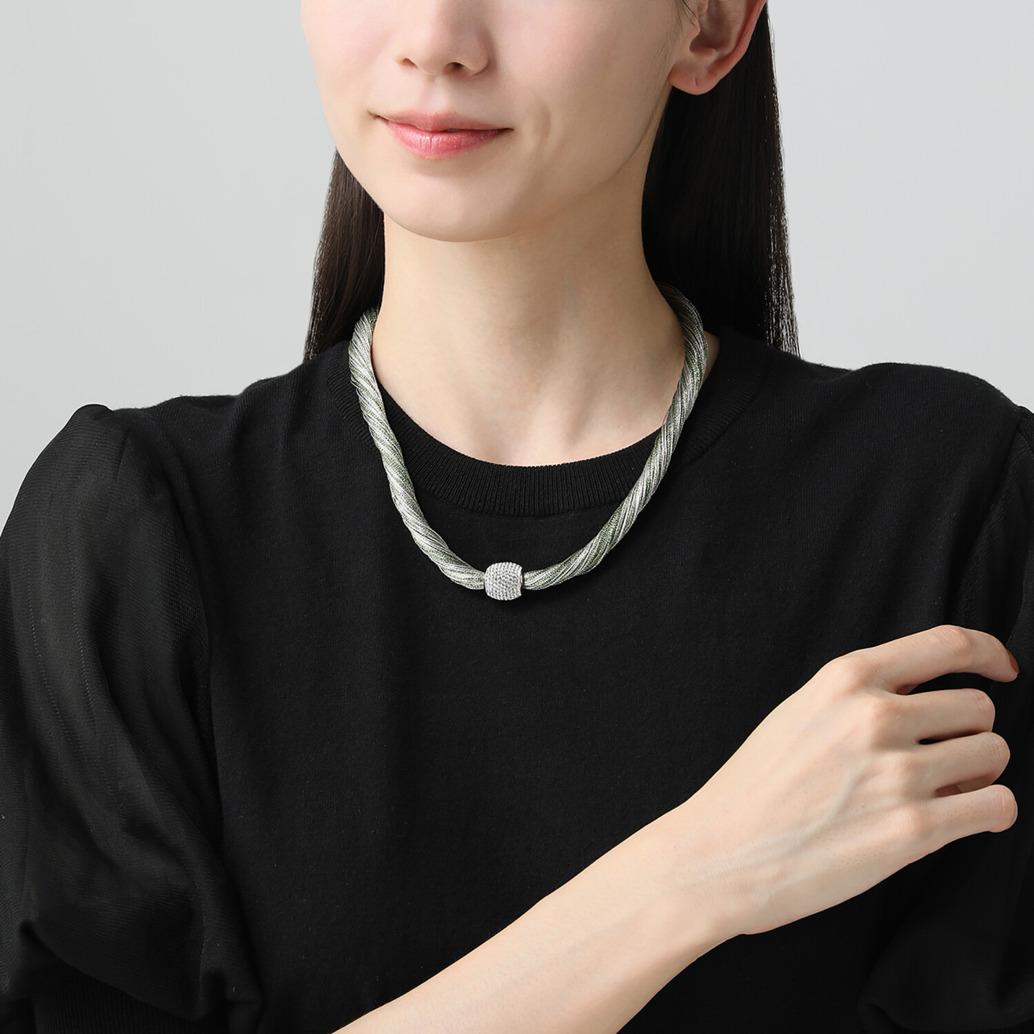 ＣＺ シルキーメタリックコード ネックレス＆ ブレスレットセット