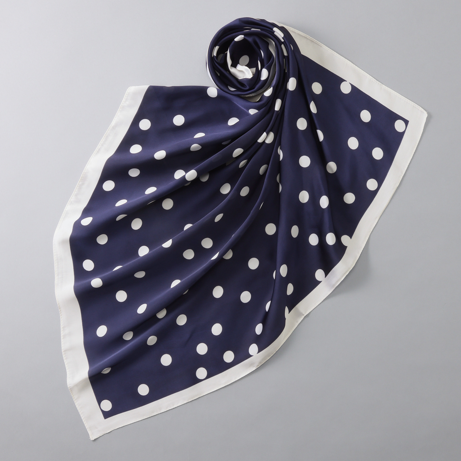 ドンナルマ ドットスカーフ