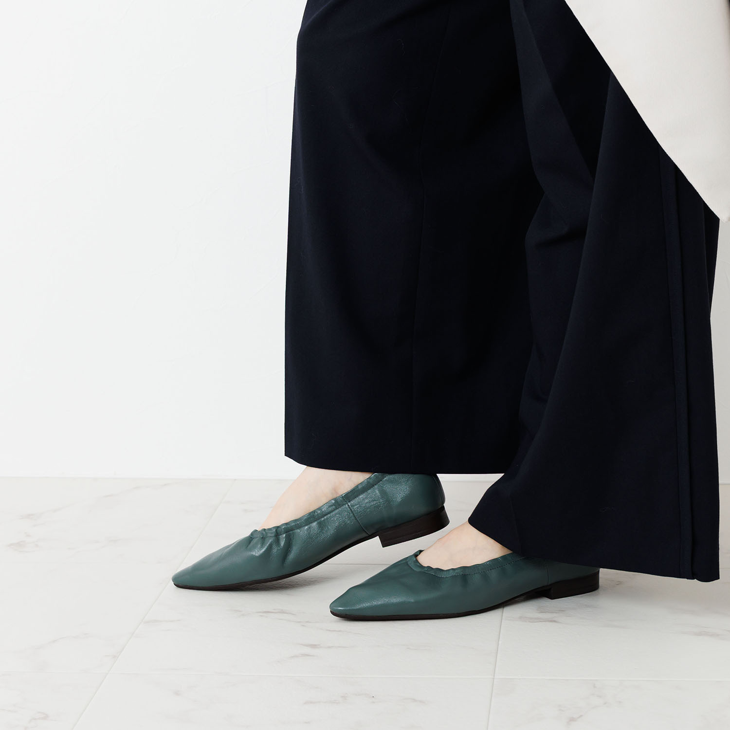 卑弥呼 日本製 レザー　シャーリング フラットパンプス