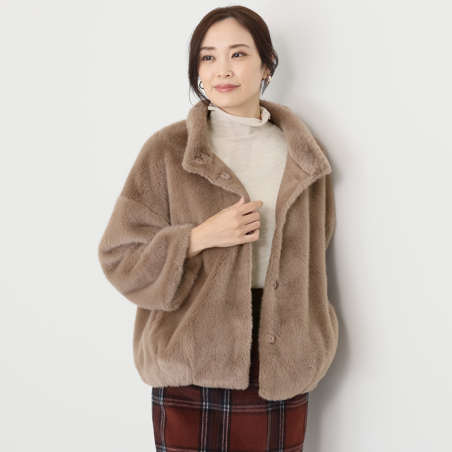 元町ゼラール こだわりの華やか素材 ミンク調フェイクファー スタンドネック ジャケット