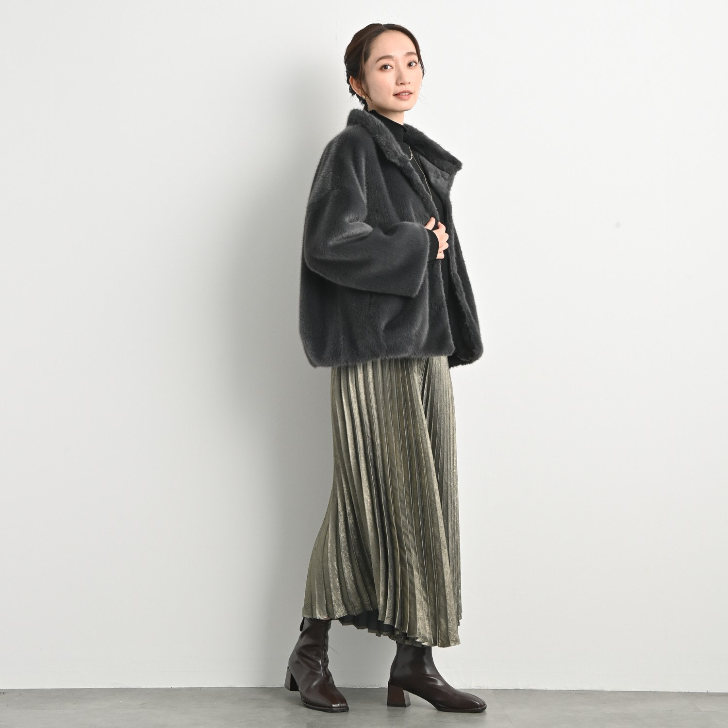 元町ゼラール こだわりの華やか素材 ミンク調フェイクファー スタンドネック ジャケット