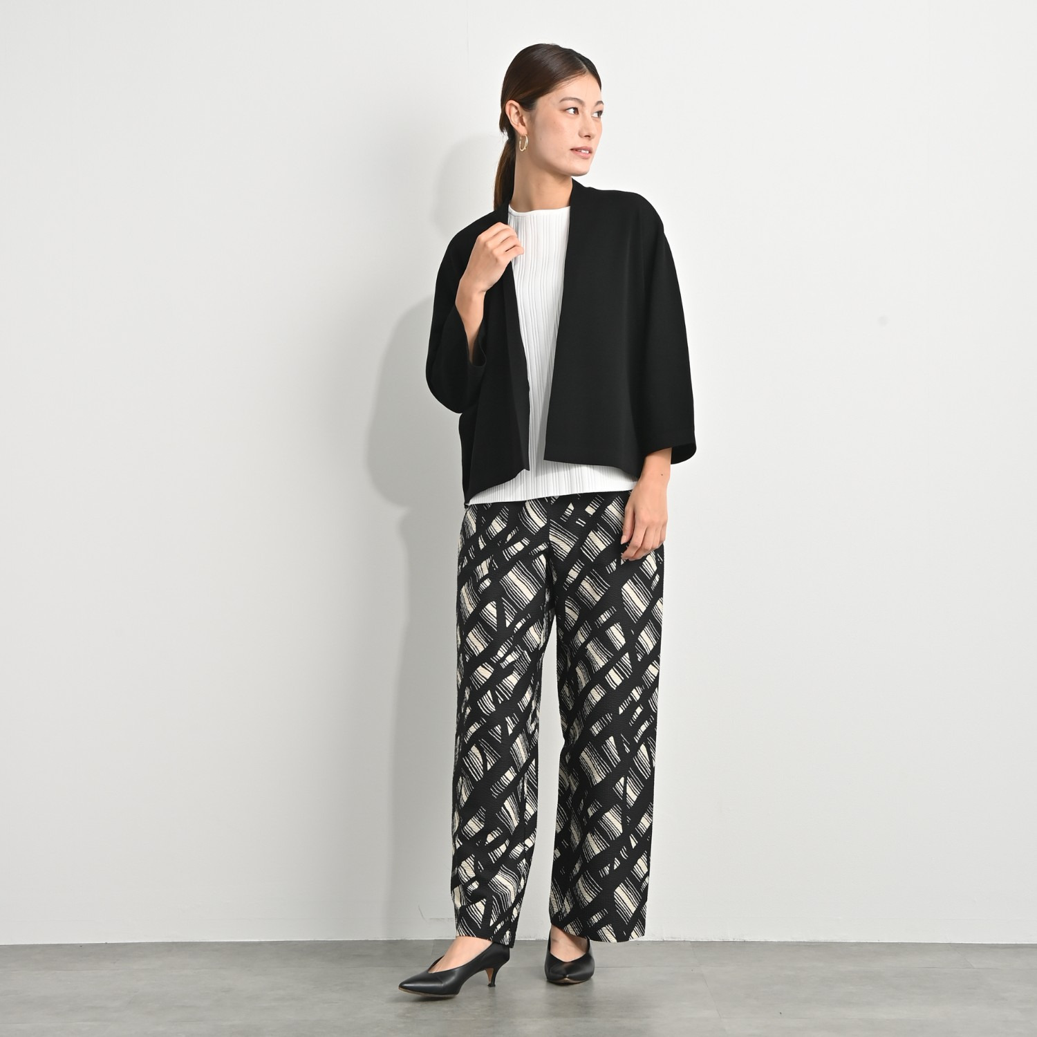 アンベロッペ 繊細な艶としなやかさ 上質アセテートブレンド プレミアムニット トッパージャケット