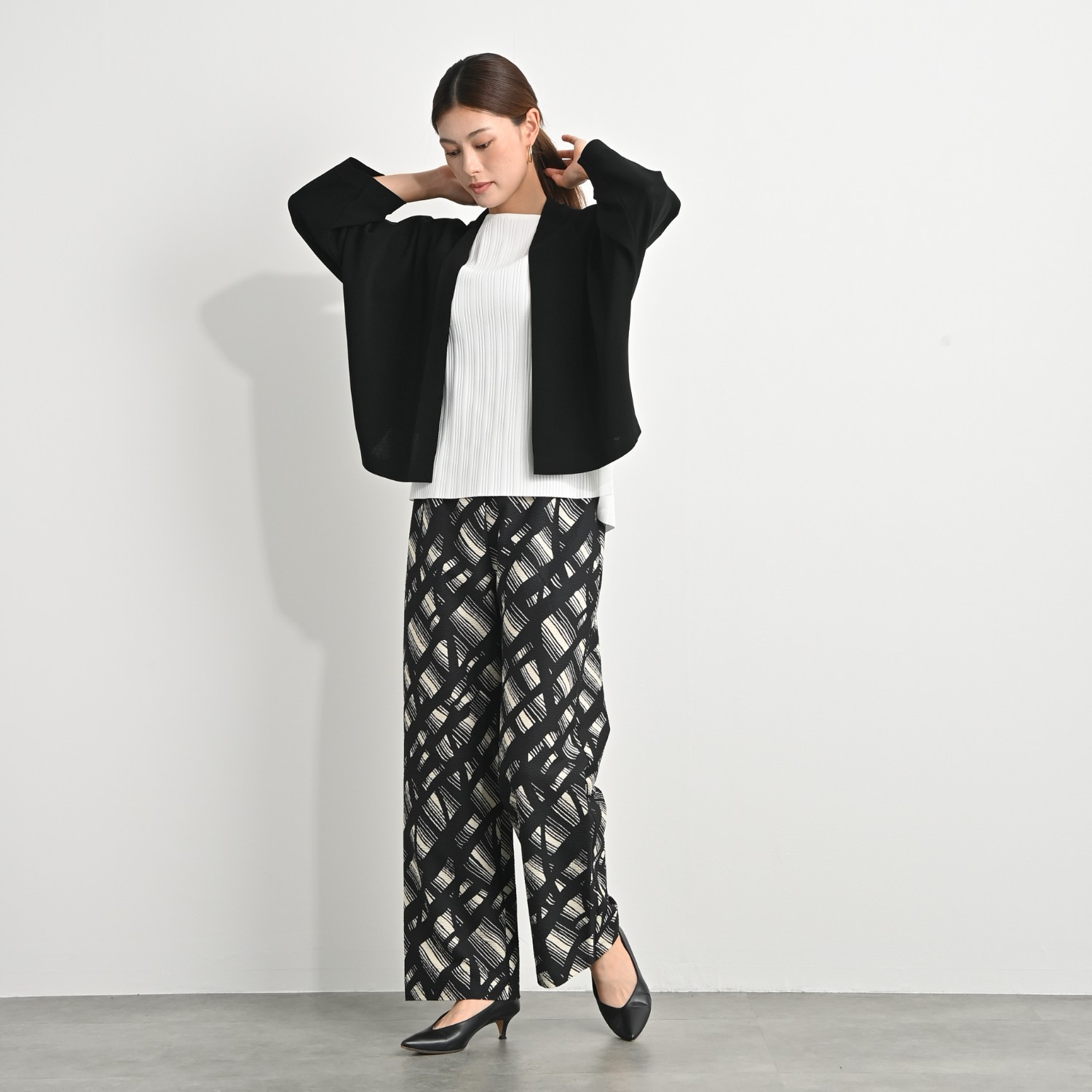 アンベロッペ 繊細な艶としなやかさ 上質アセテートブレンド プレミアムニット トッパージャケット