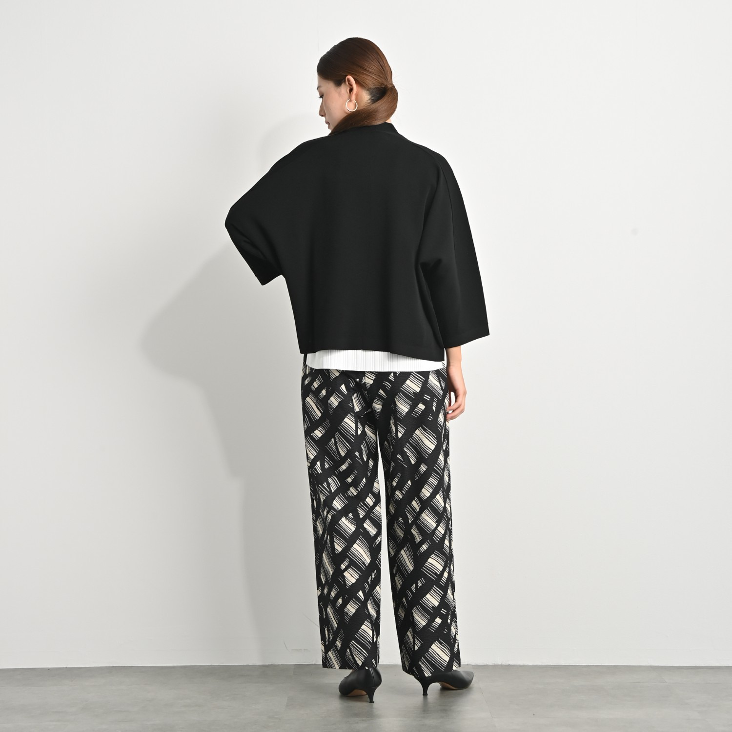 アンベロッペ 繊細な艶としなやかさ 上質アセテートブレンド プレミアムニット トッパージャケット