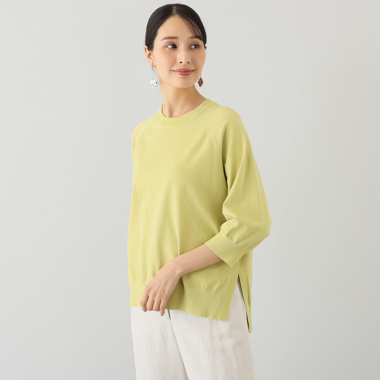 アンベロッペ 繊細な艶としなやかさ 上質アセテートブレンド プレミアムニット ラグランプルオーバー