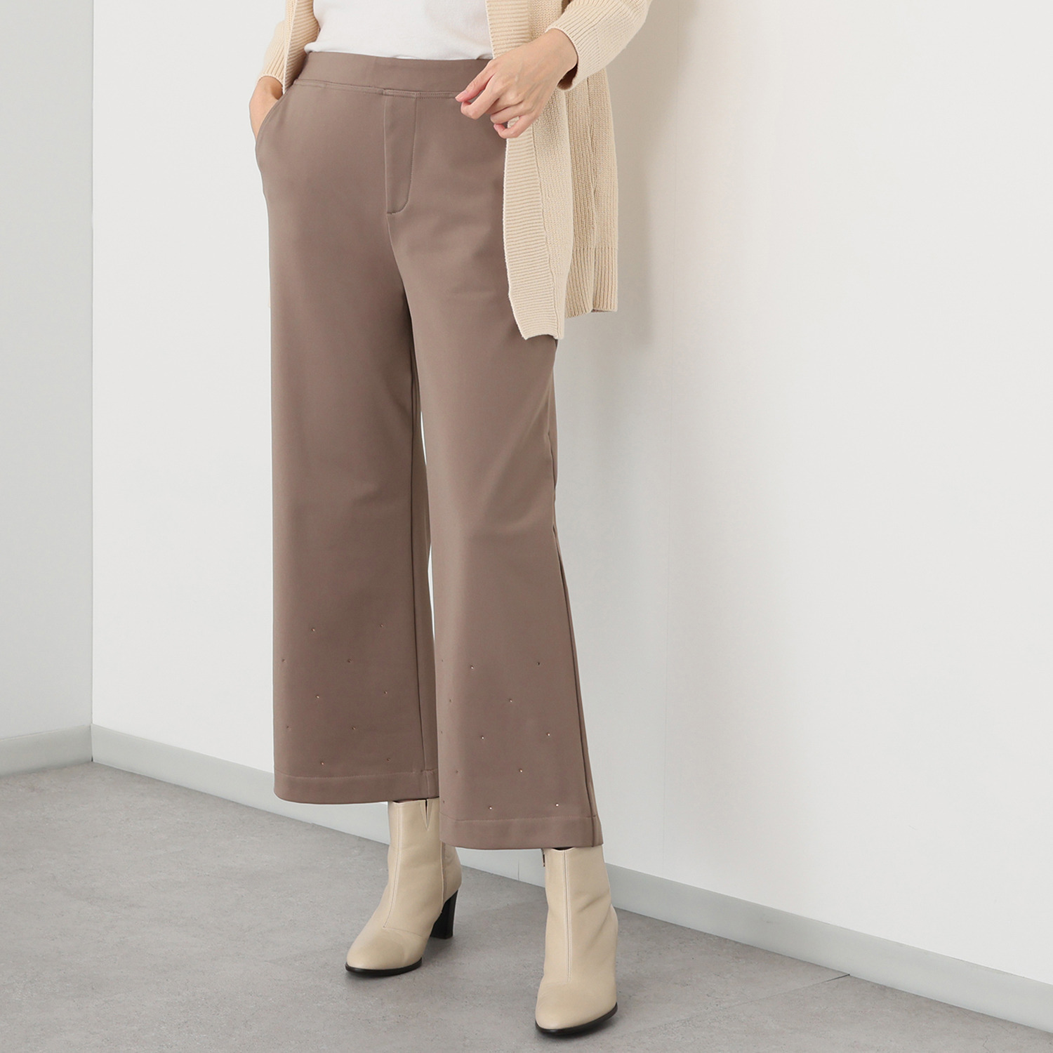 メゾン馬里邑 日本製 ラインストーンアクセント 裏起毛ジャージー パンツ