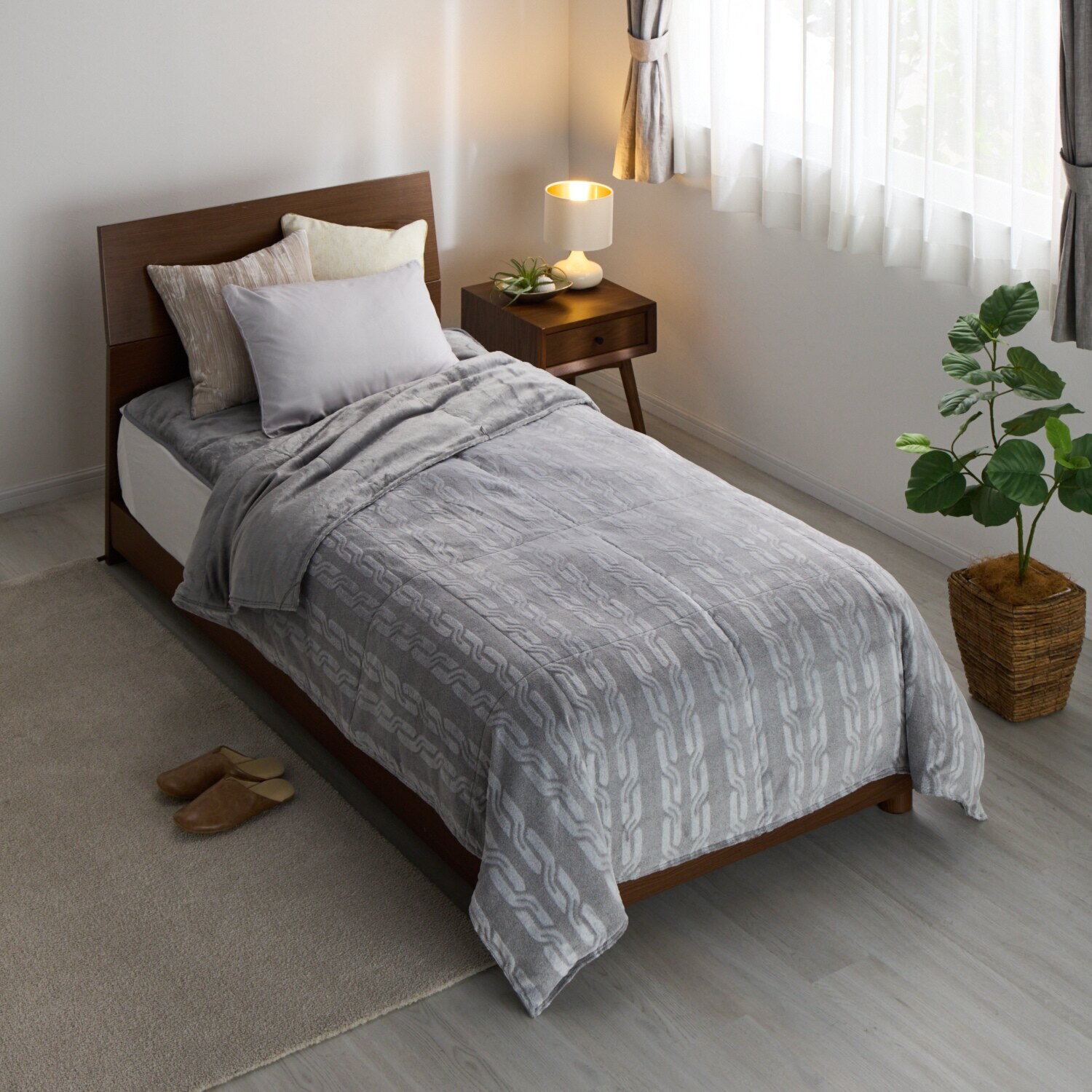 モリリン ダウン・吸湿発熱素材・ アルミ蒸着蓄熱シートで トリプルホット！ ハイパーメタルウォームＩＩＩ ふわぽか掛けふとん ＜ダブル＞