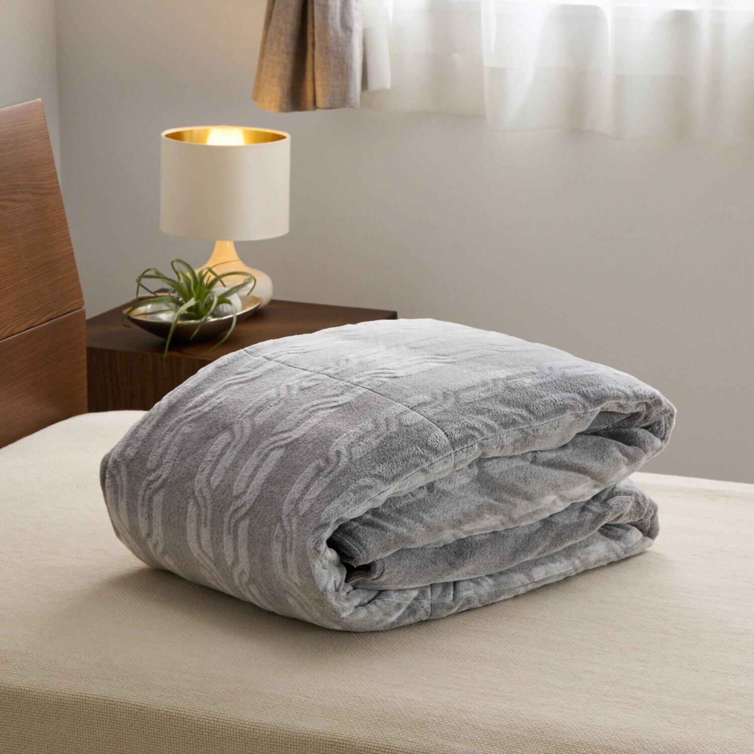 モリリン ダウン・吸湿発熱素材・ アルミ蒸着蓄熱シートで トリプルホット！ ハイパーメタルウォームＩＩＩ ふわぽか掛けふとん ＜ダブル＞