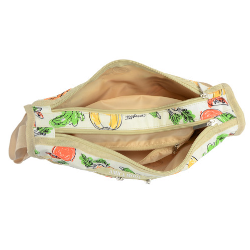 ラルジュ マチ広がる！ ベジタブルモード 多ポケット ショルダーバッグ