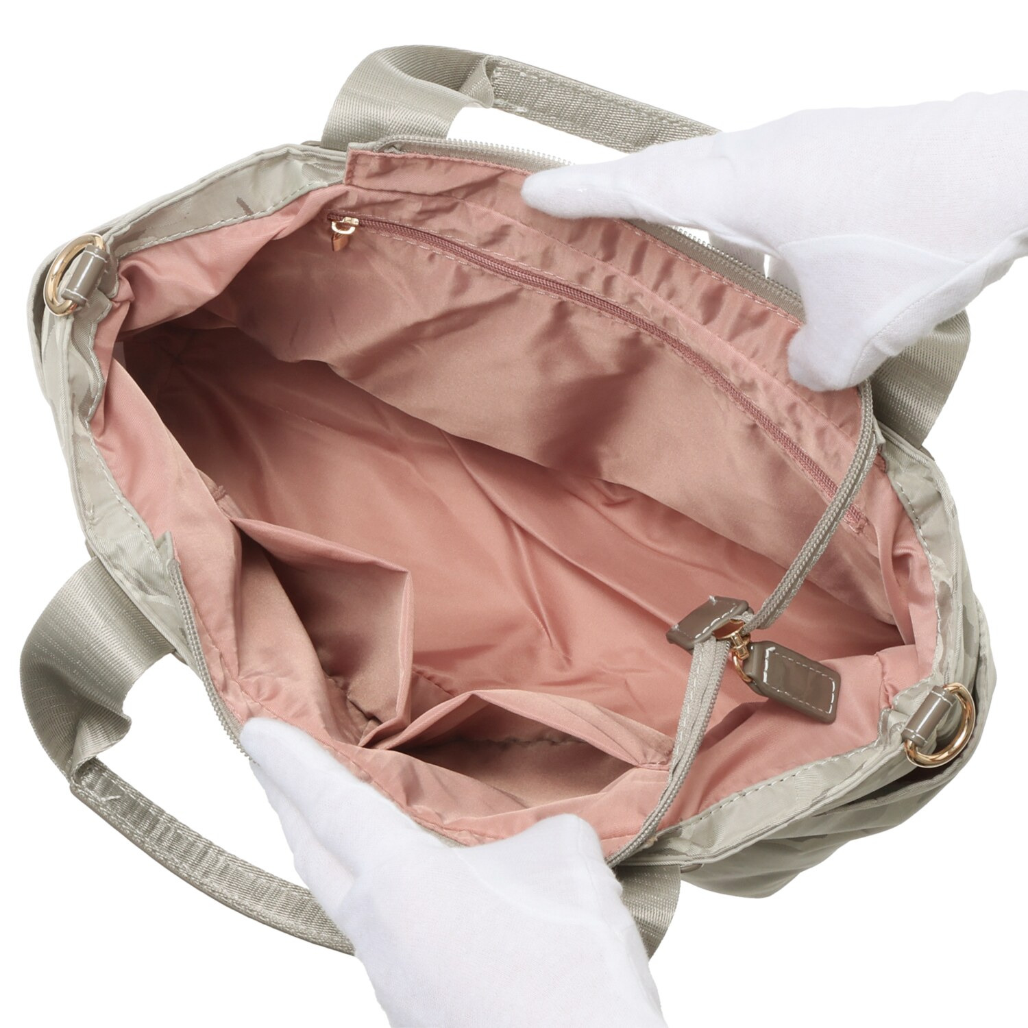 ラ・バガジェリー はっ水　軽量 シャドージャガード ２ウェイトートバッグ