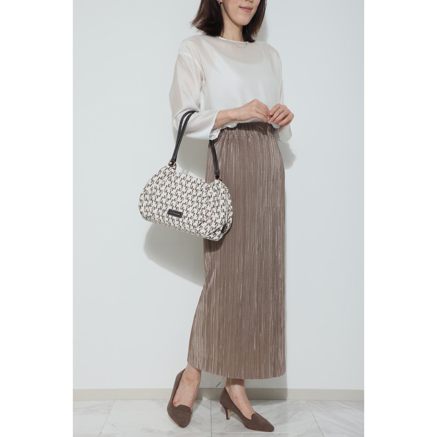 ラ・バガジェリー モノグラムジャガード ２ウェイトートバッグ