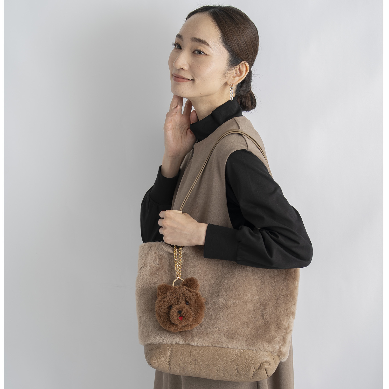 ティエドゥール ムートンの くまちゃんチャームポーチ