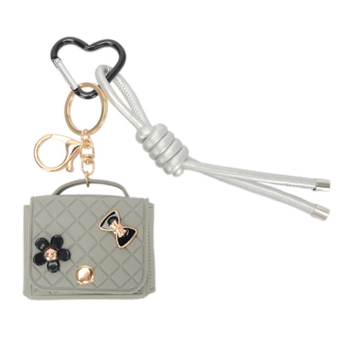 ラルジュ 小物も収納可能！ バッグ型チャーム