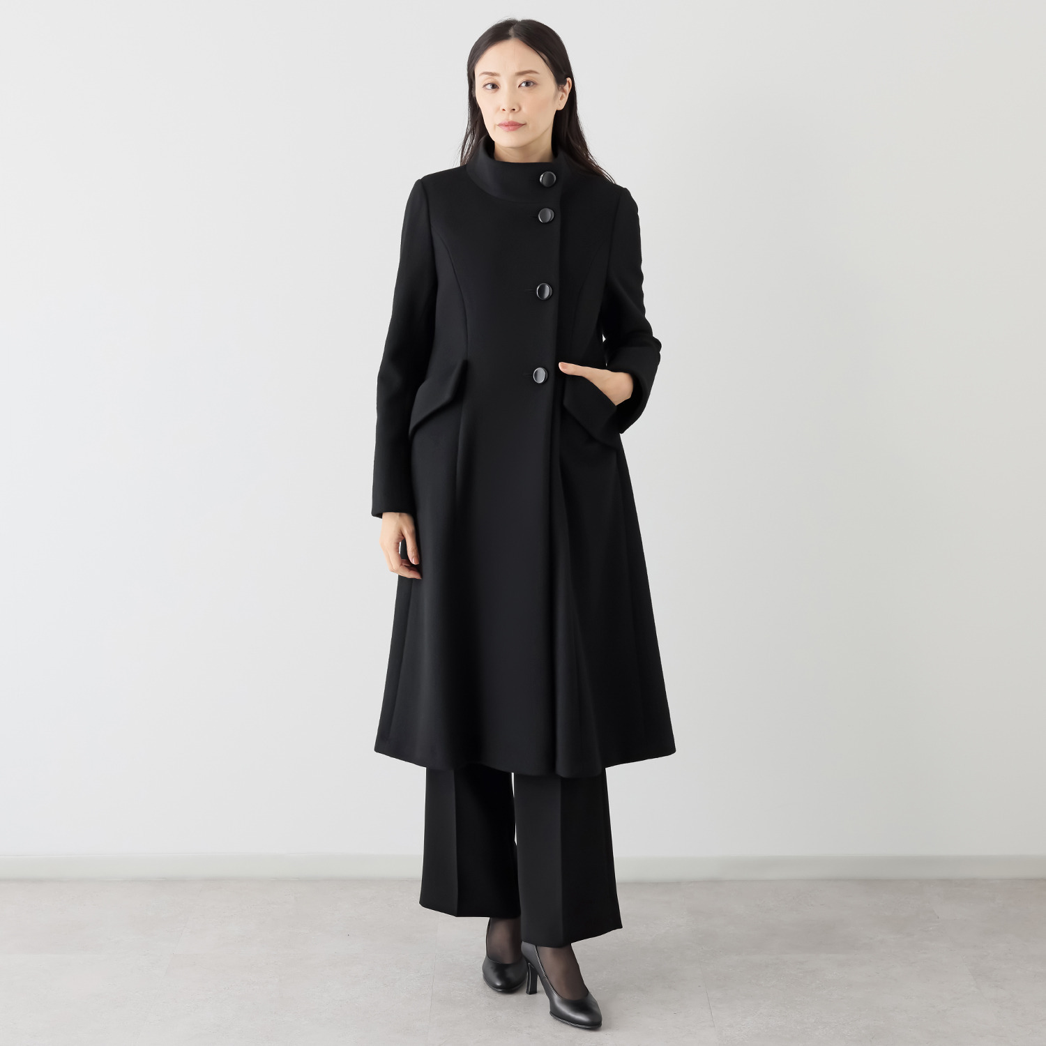 マダムヒロコ バイ　ニュイ ブラックフォーマル 尾州産生地使用 ウール混コート