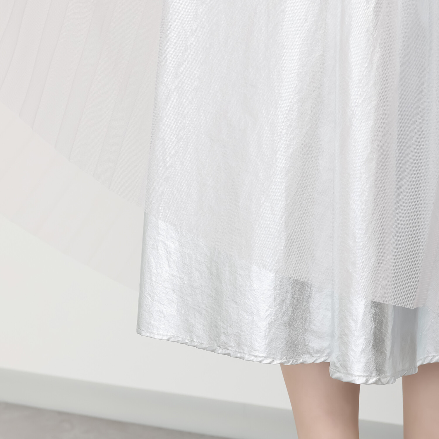 クオリー チュール＆サテン プリーツスカート