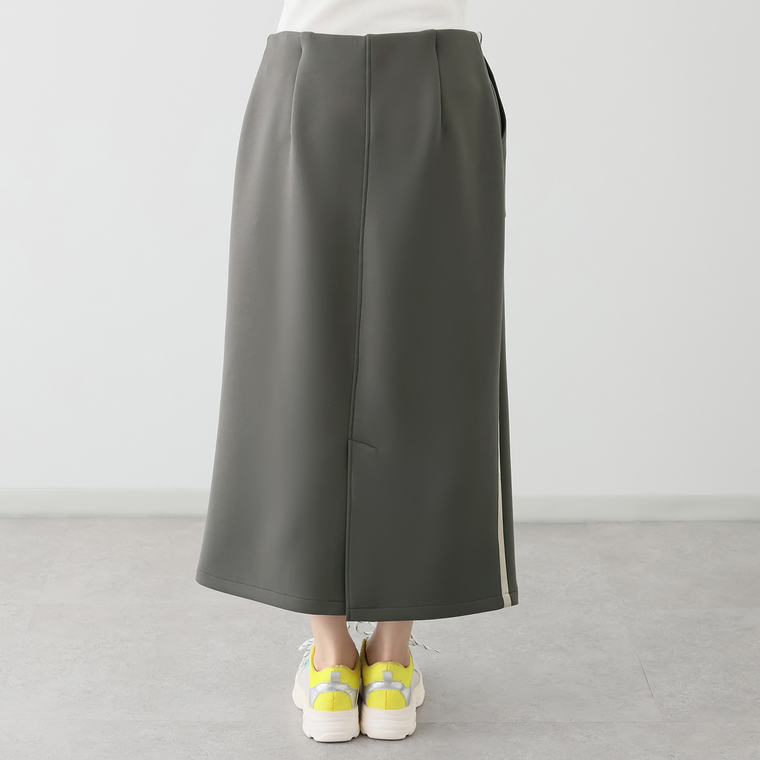 クオリー フロントポケット タイトスカート