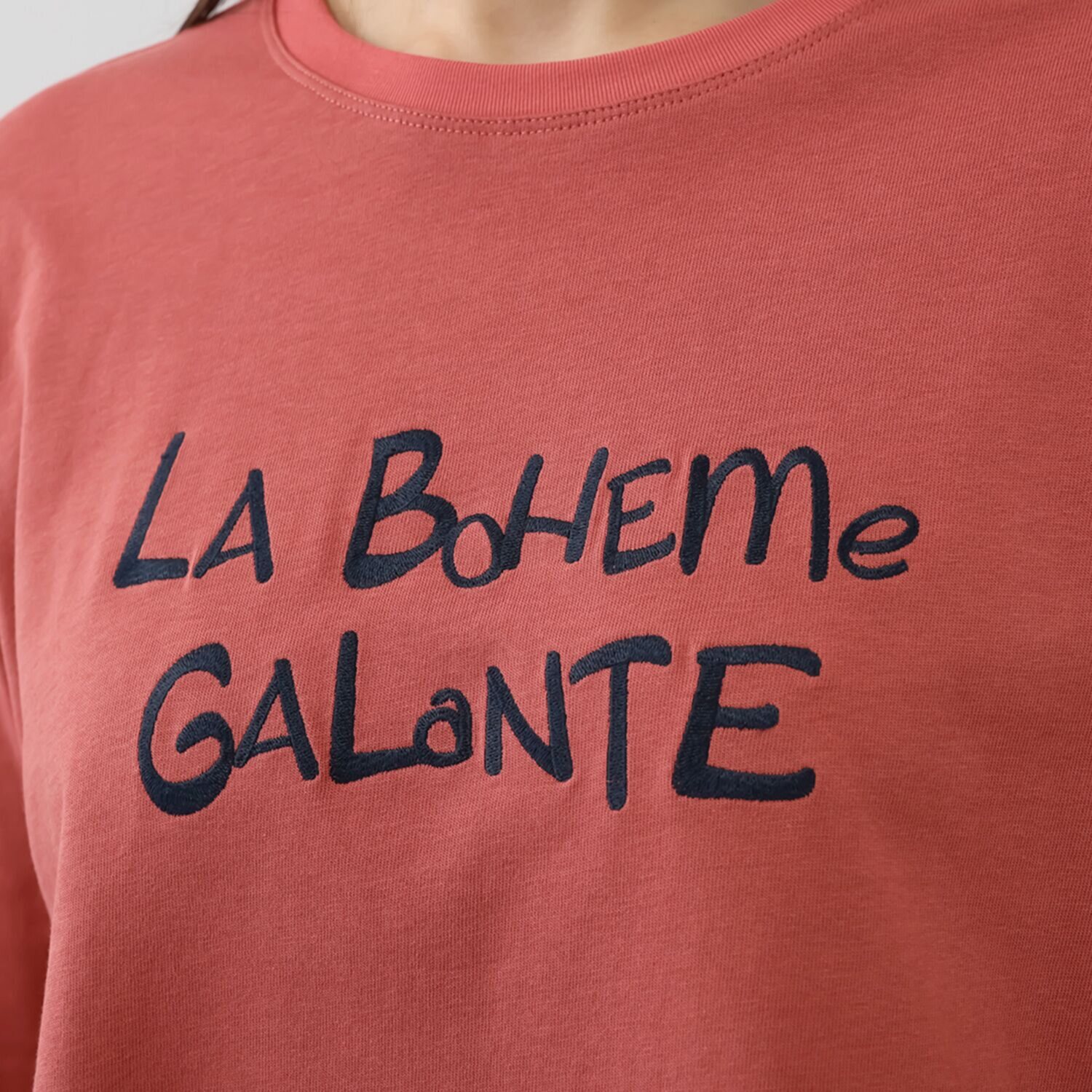 ノーボノーボ ロゴデザイン コットンプルオーバー