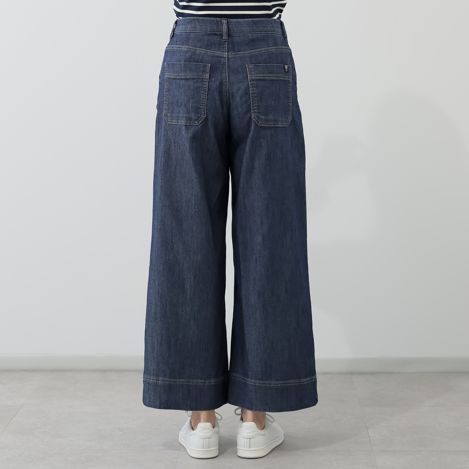 ノーボノーボ ホワイトヤーンデニム ワイドパンツ