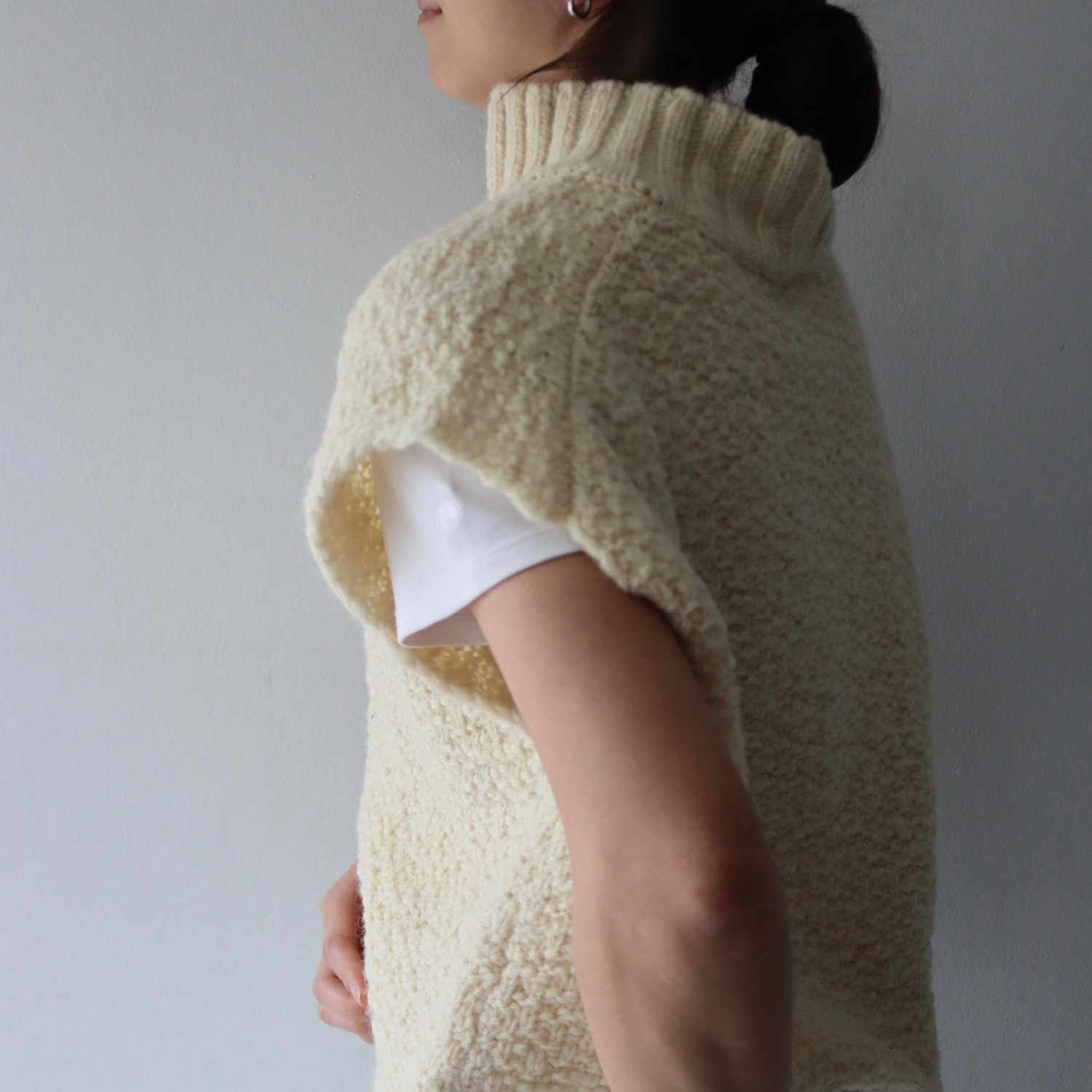 エマキュレイト 日本製 ウールスラブ ハイネックベスト