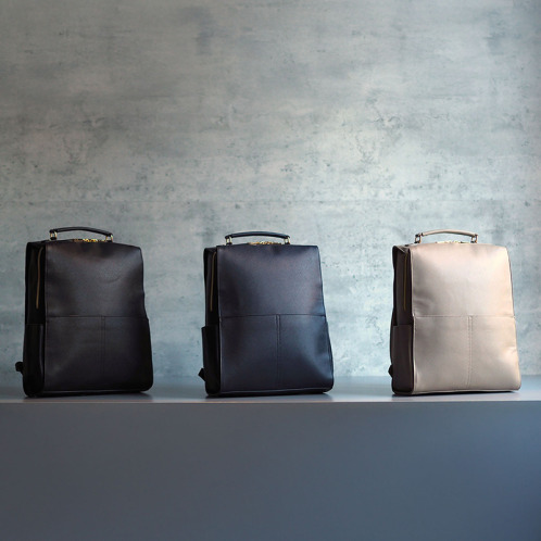 グッシオイタリー スクエア リュックサック