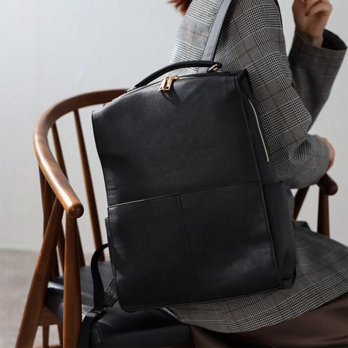 グッシオイタリー スクエア リュックサック