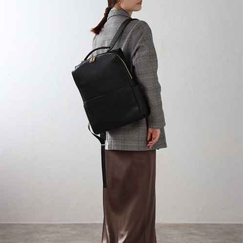 グッシオイタリー スクエア リュックサック