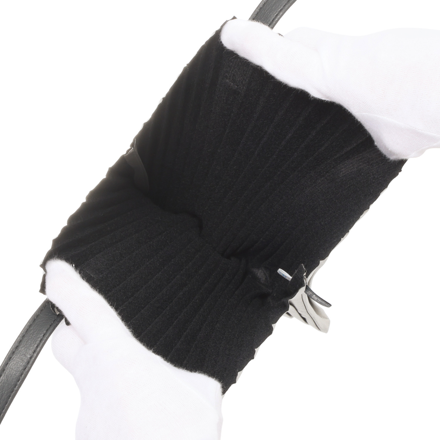 ディオニス 日本製　はっ水 スタイリッシュプリーツ 軽量バッグ＜Ｓ＞