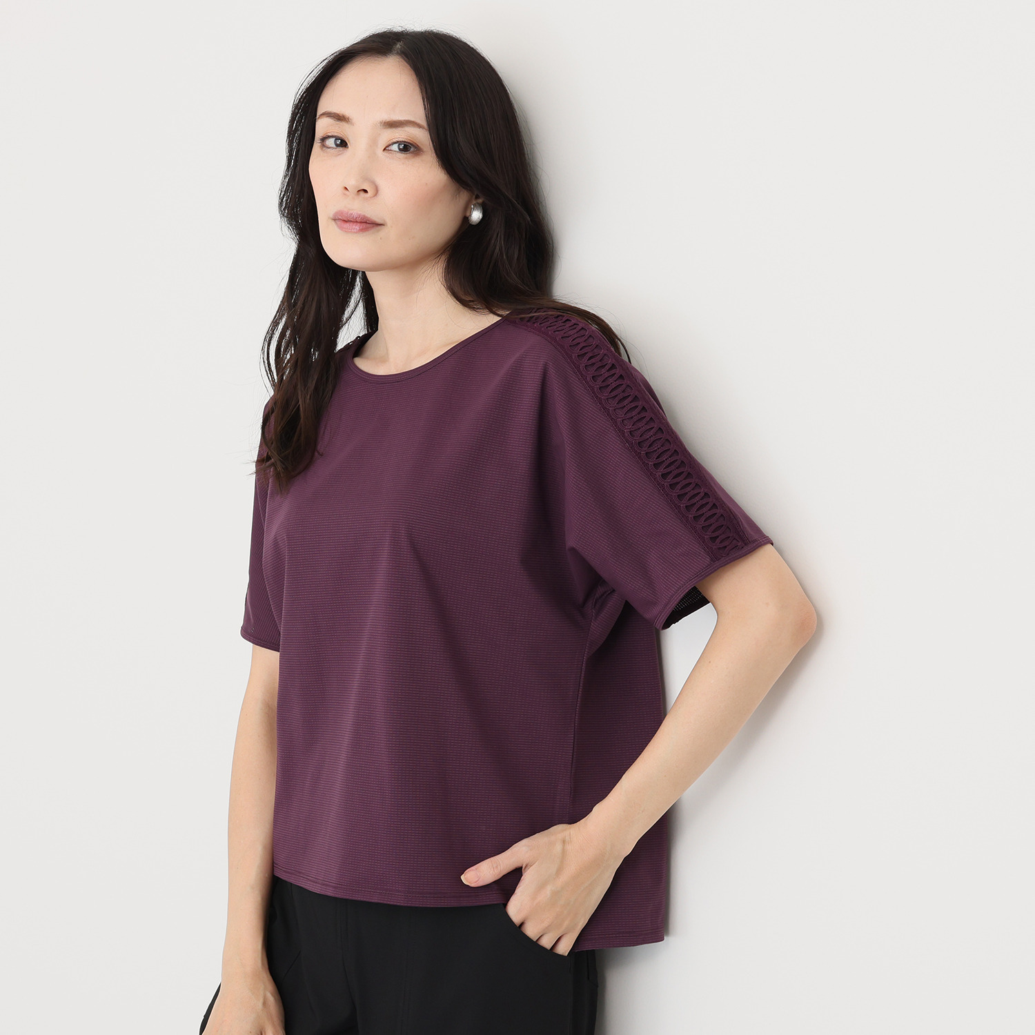 キョウコ　ヒガ ＵＶカット・吸水速乾 サラッと快適 レースアクセント クロップトＴシャツ