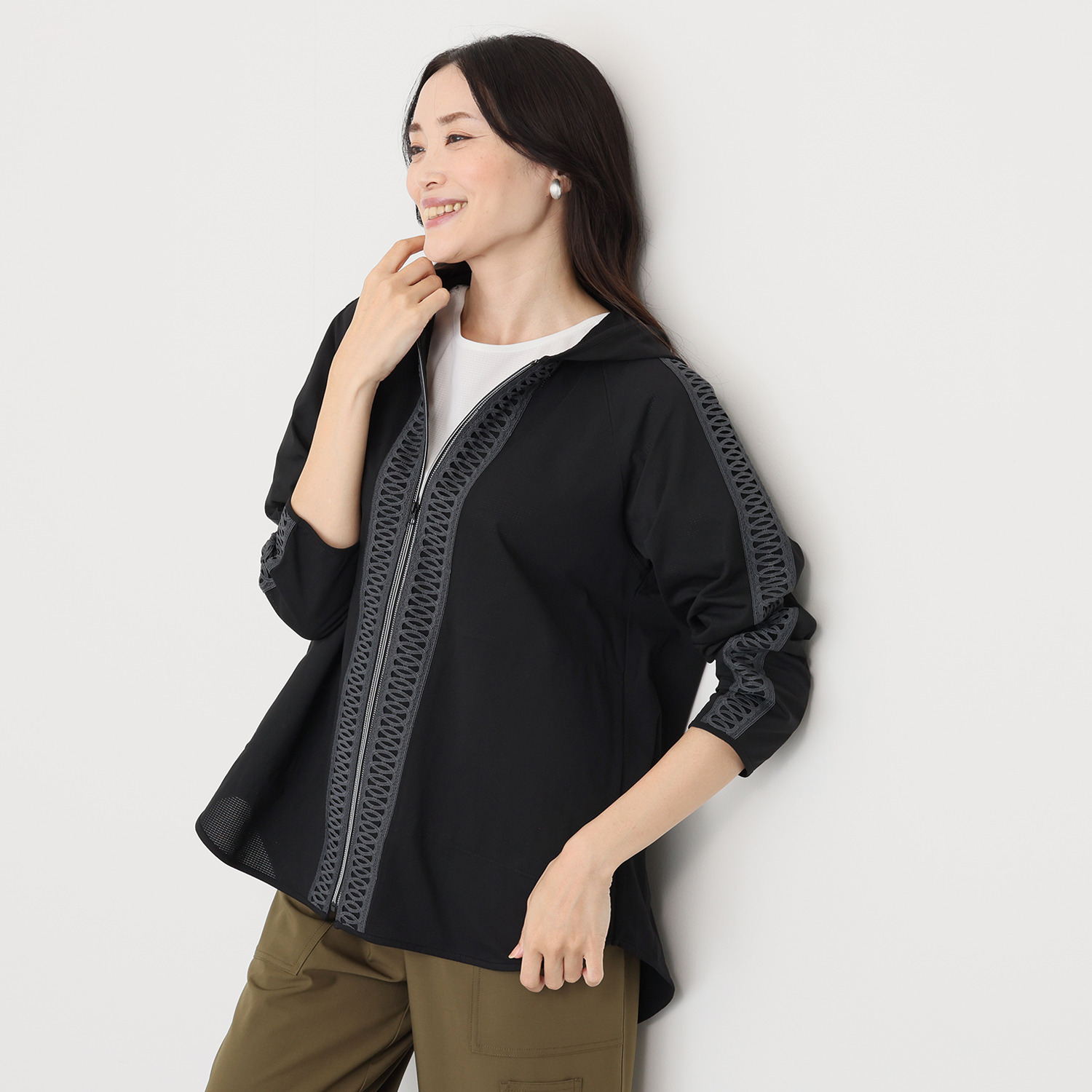 キョウコ　ヒガ ＵＶカット・吸水速乾 サラッと快適 レースアクセント フーディーオーバーシャツ