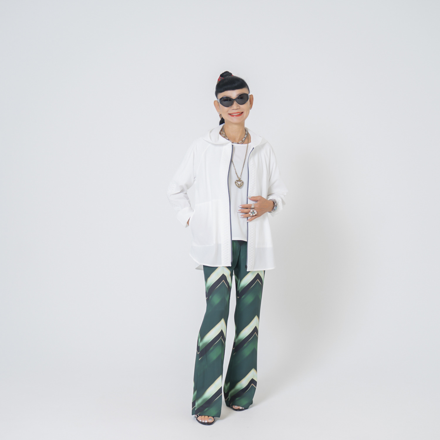 キョウコ　ヒガ ＵＶカット・吸水速乾 サラッと快適 レースアクセント フーディーオーバーシャツ