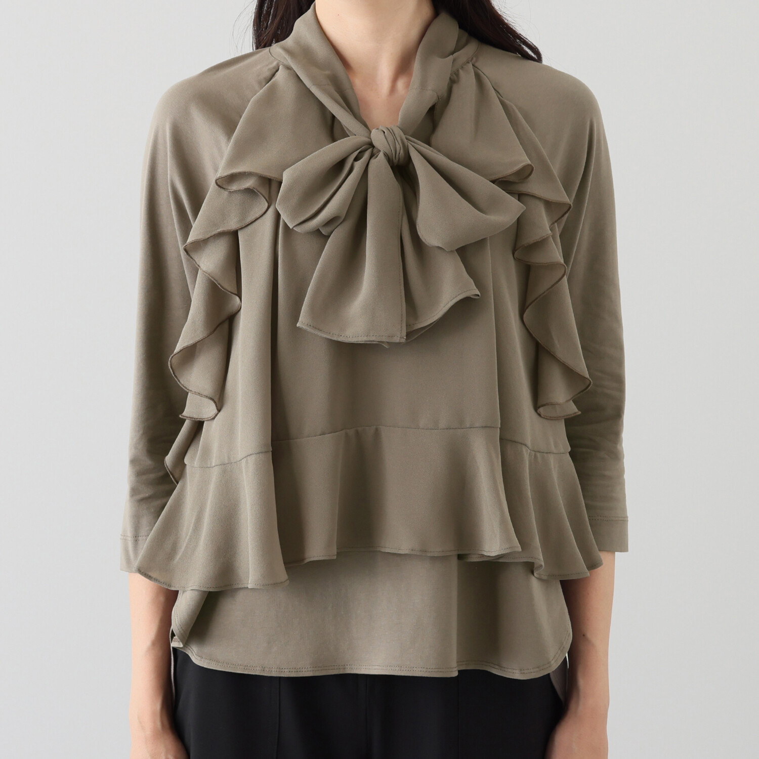キョウコ　ヒガ 上品な華やかフリル シフォンデザイン ブラウスプルオーバー