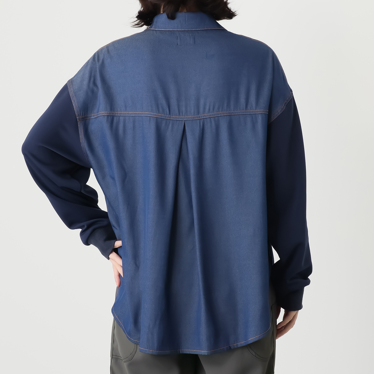 イクシーズ とろみデニム オーバーシャツ