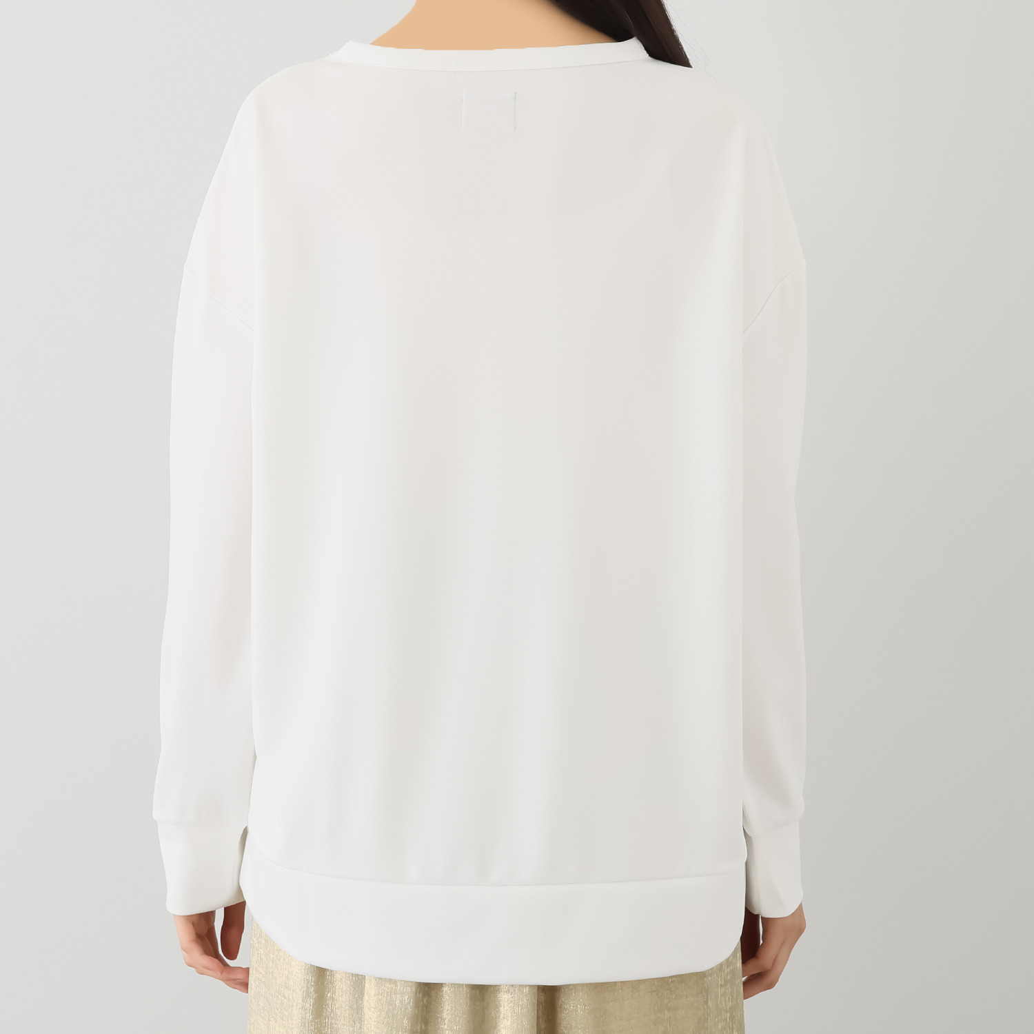 イクシーズ 遊び心いっぱいの カラフルモティーフ プルオーバー