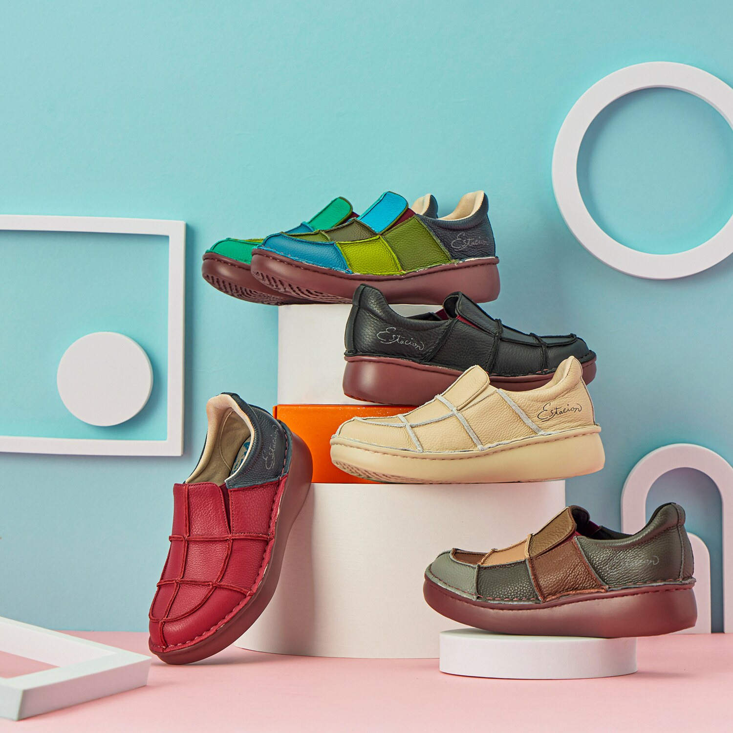 エスタシオン ショップチャンネル デビュー１０周年！ 牛革シュリンク型押し 切替軽量スリッポン