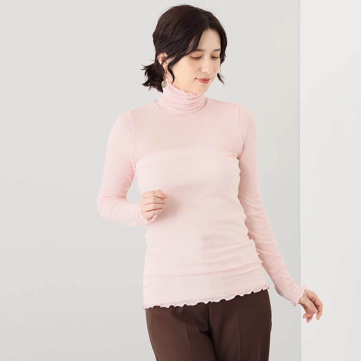 ヘ・エラ 日本製 抗菌防臭・消臭・吸湿発熱 極上メリノウール１００％ ロールネックインナー