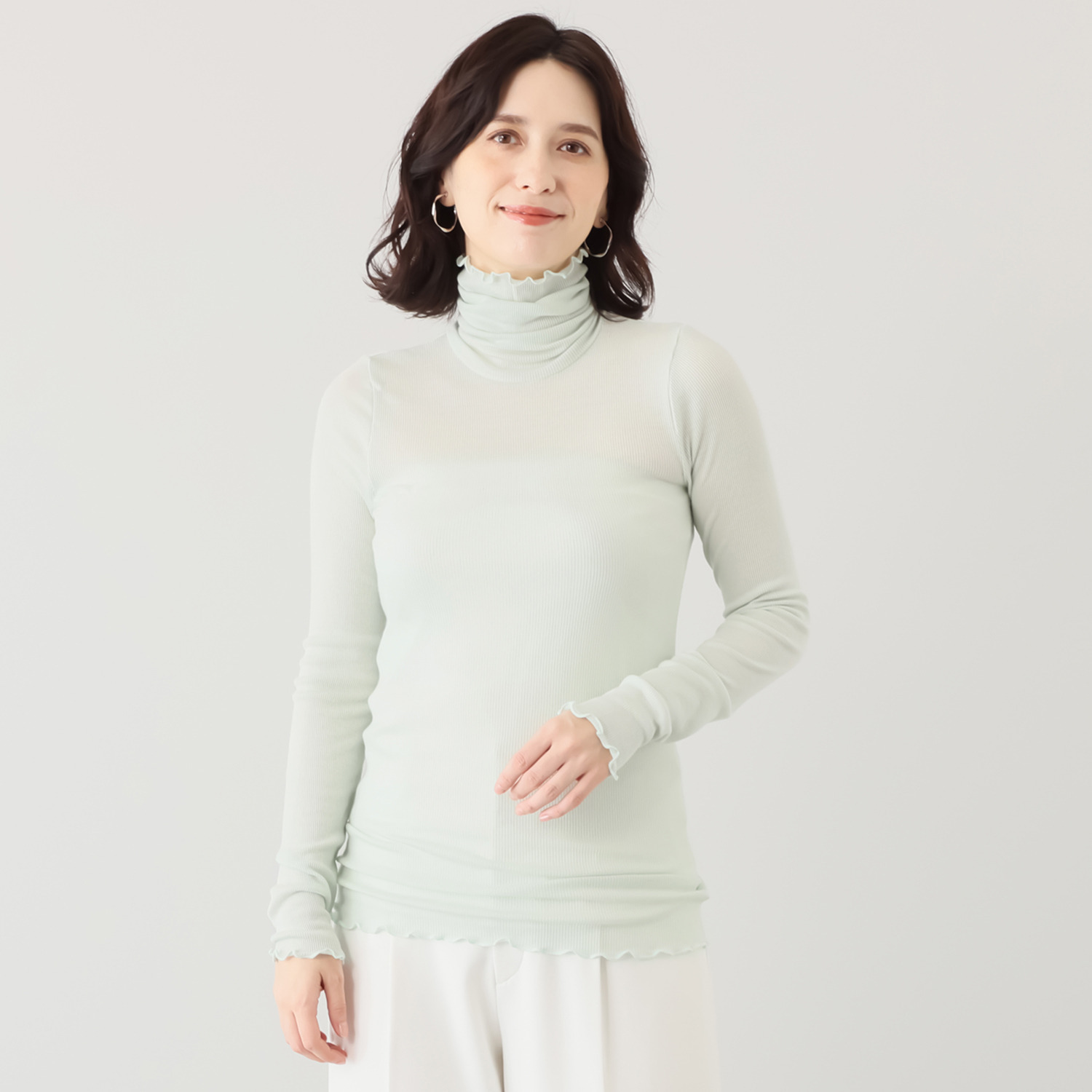 ヘ・エラ 日本製 抗菌防臭・消臭・吸湿発熱 極上メリノウール１００％ ロールネックインナー