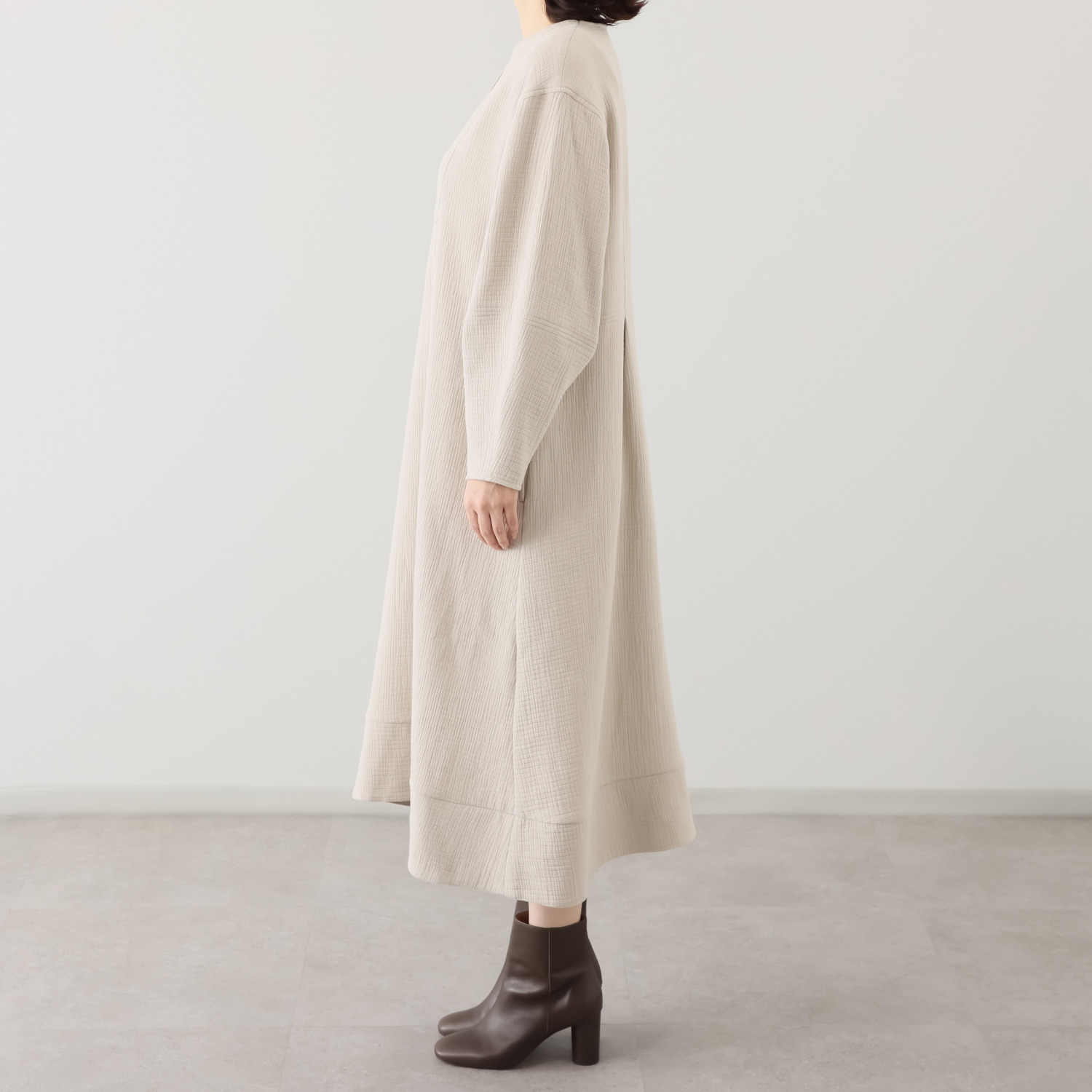 ヘ・エラ 大人美人 コットン１００％ コクーンシルエット ワンピース