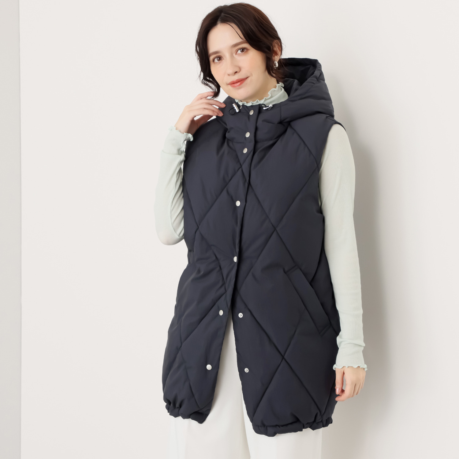 ヘ・エラ はっ水 大人美人 フード付粒わたベスト