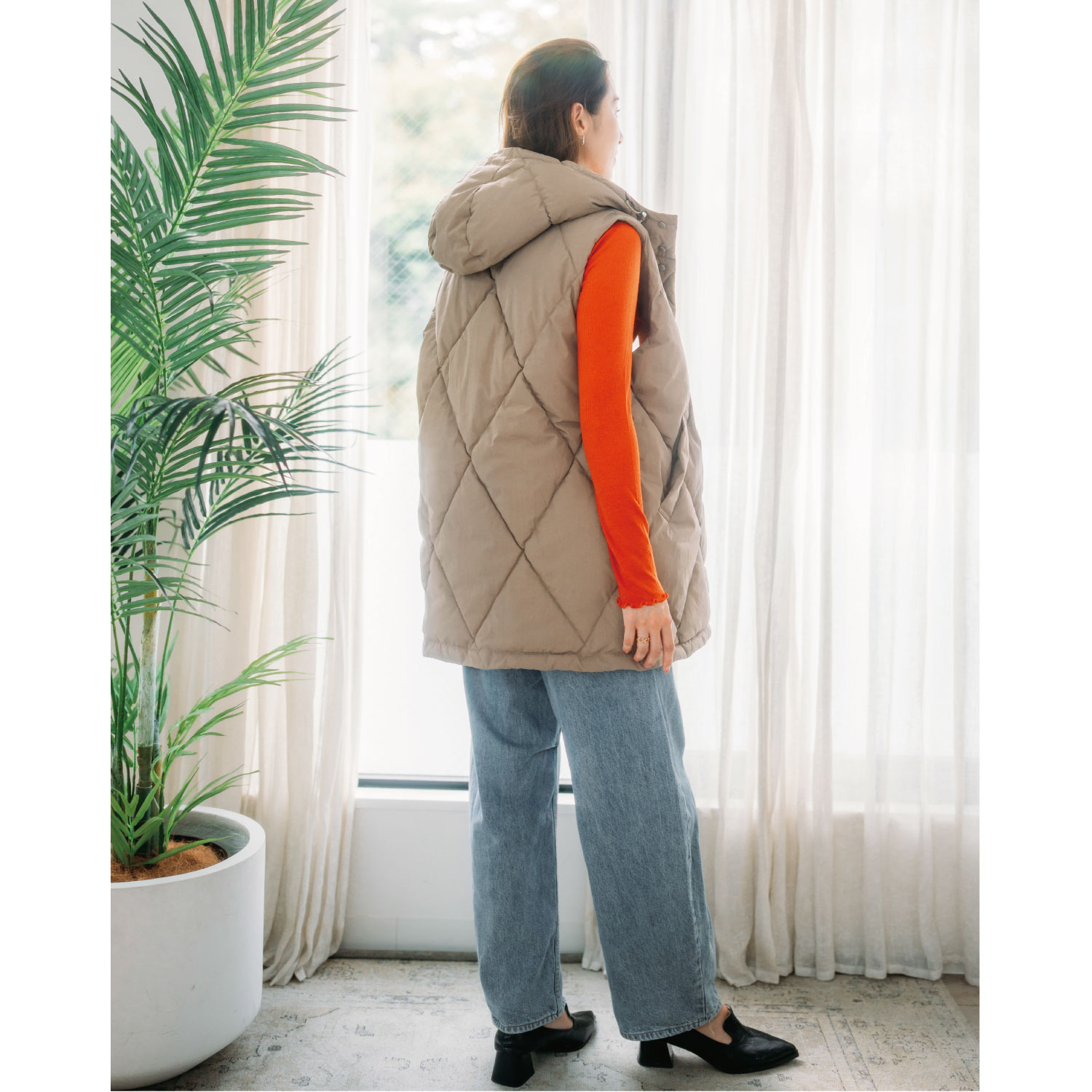 ヘ・エラ はっ水 大人美人 フード付粒わたベスト