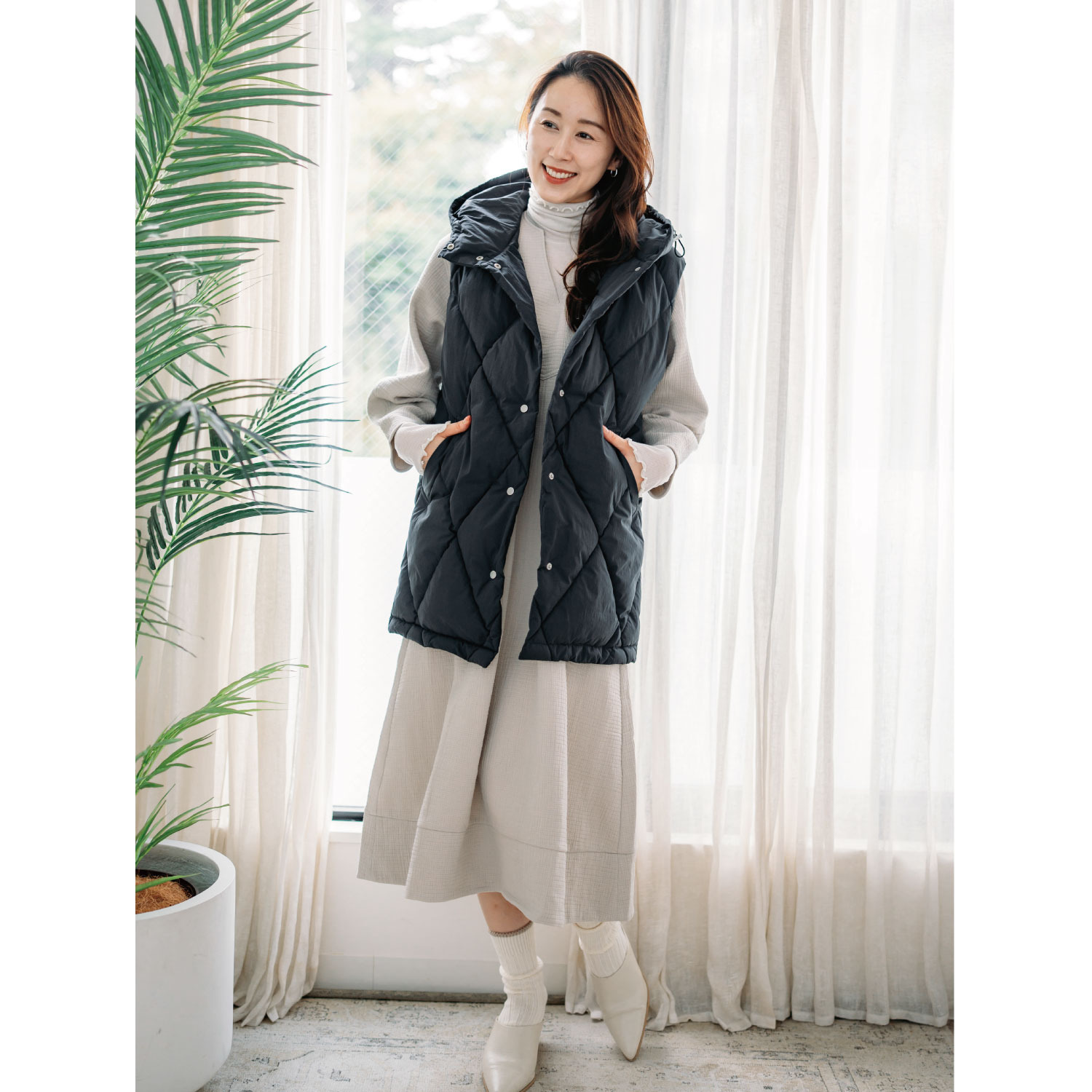 ヘ・エラ はっ水 大人美人 フード付粒わたベスト