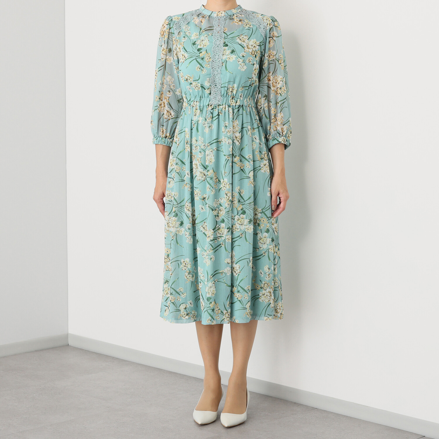 クリス・セリーン フラワープリント レーステープアクセント 楊柳シフォンワンピース