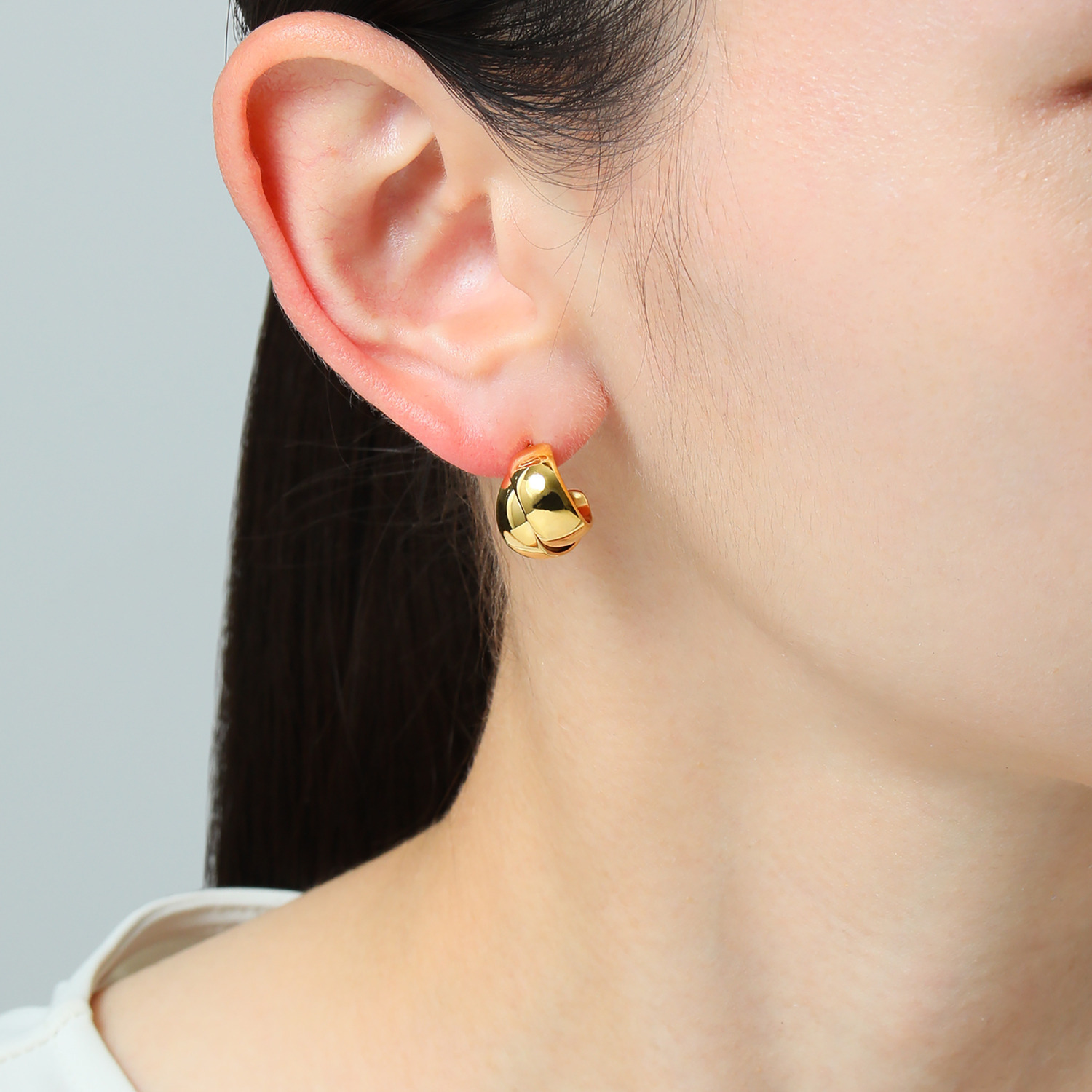 キラレ ステンレス ふんわり甲丸ライン クロスデザイン イヤリング／ピアス