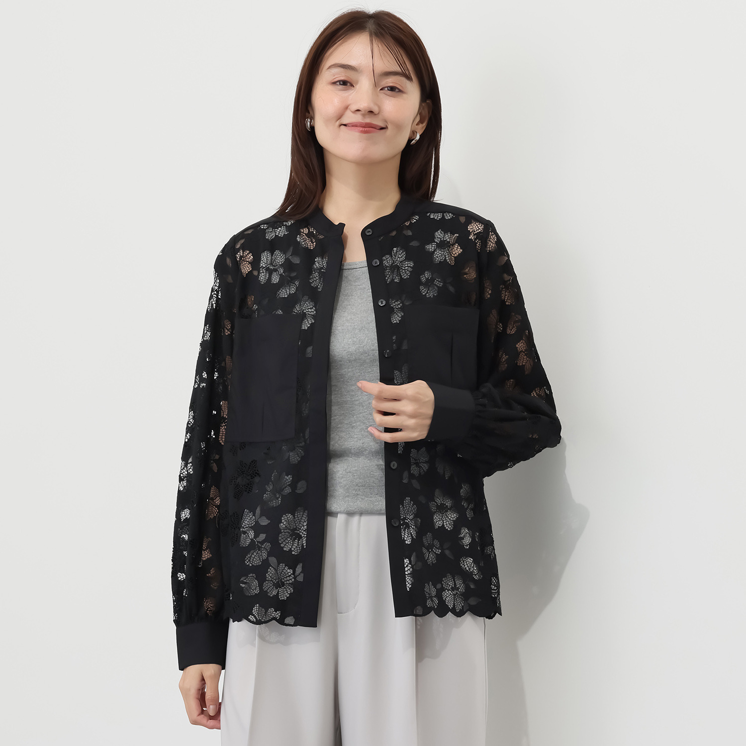 ＢＯＵＮＣＹ　ＢＯＮＤ シャツスタイルを新鮮に！ 華やかラッセルレース スタンドネックシャツ