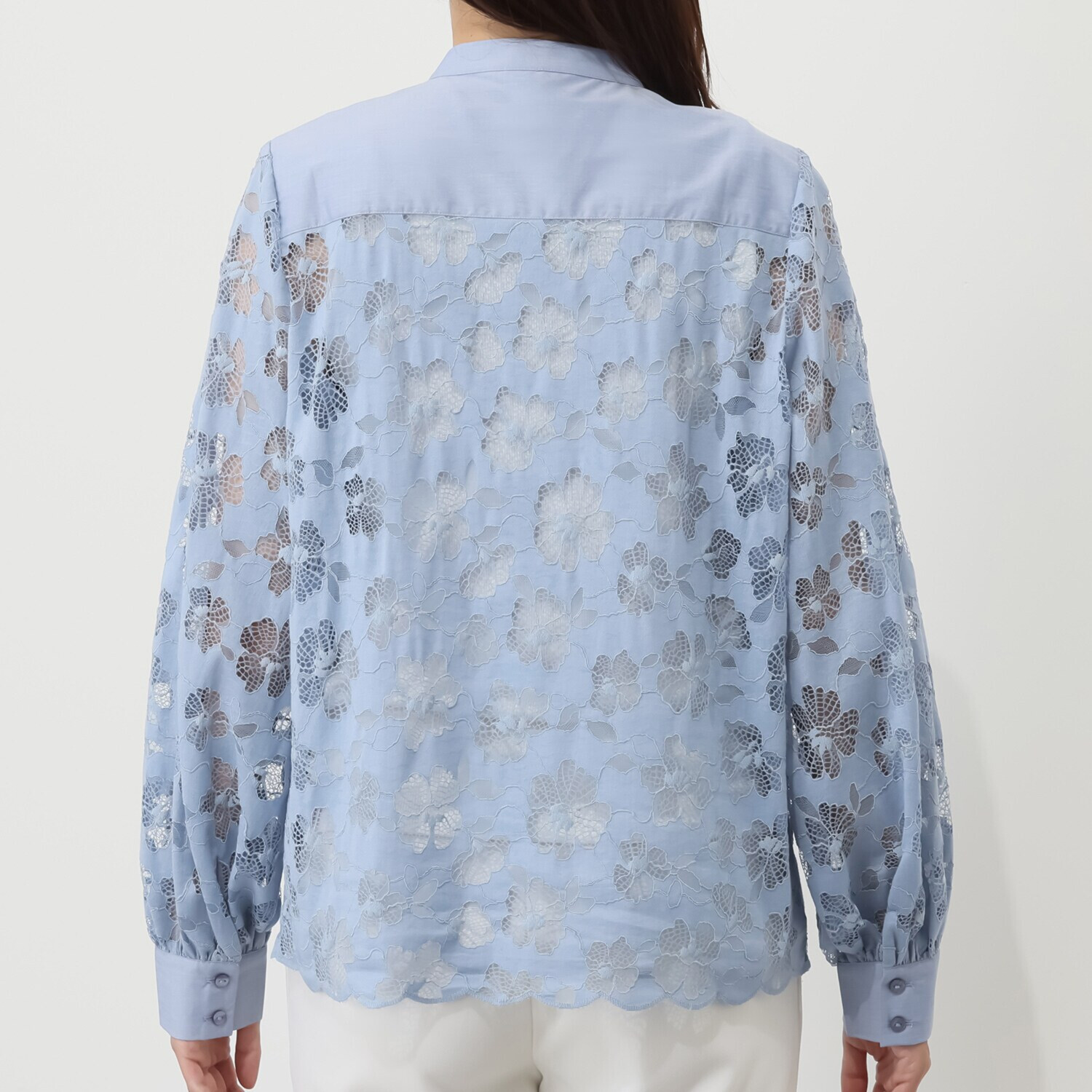 ＢＯＵＮＣＹ　ＢＯＮＤ シャツスタイルを新鮮に！ 華やかラッセルレース スタンドネックシャツ