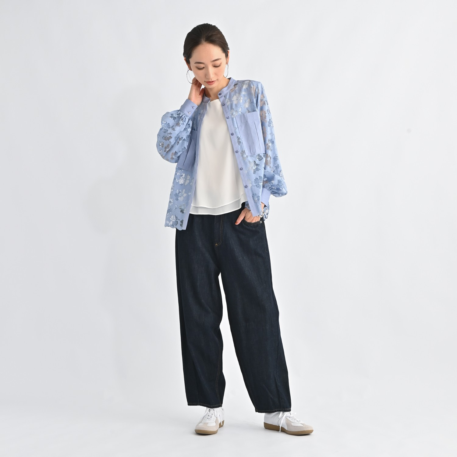 ＢＯＵＮＣＹ　ＢＯＮＤ シャツスタイルを新鮮に！ 華やかラッセルレース スタンドネックシャツ