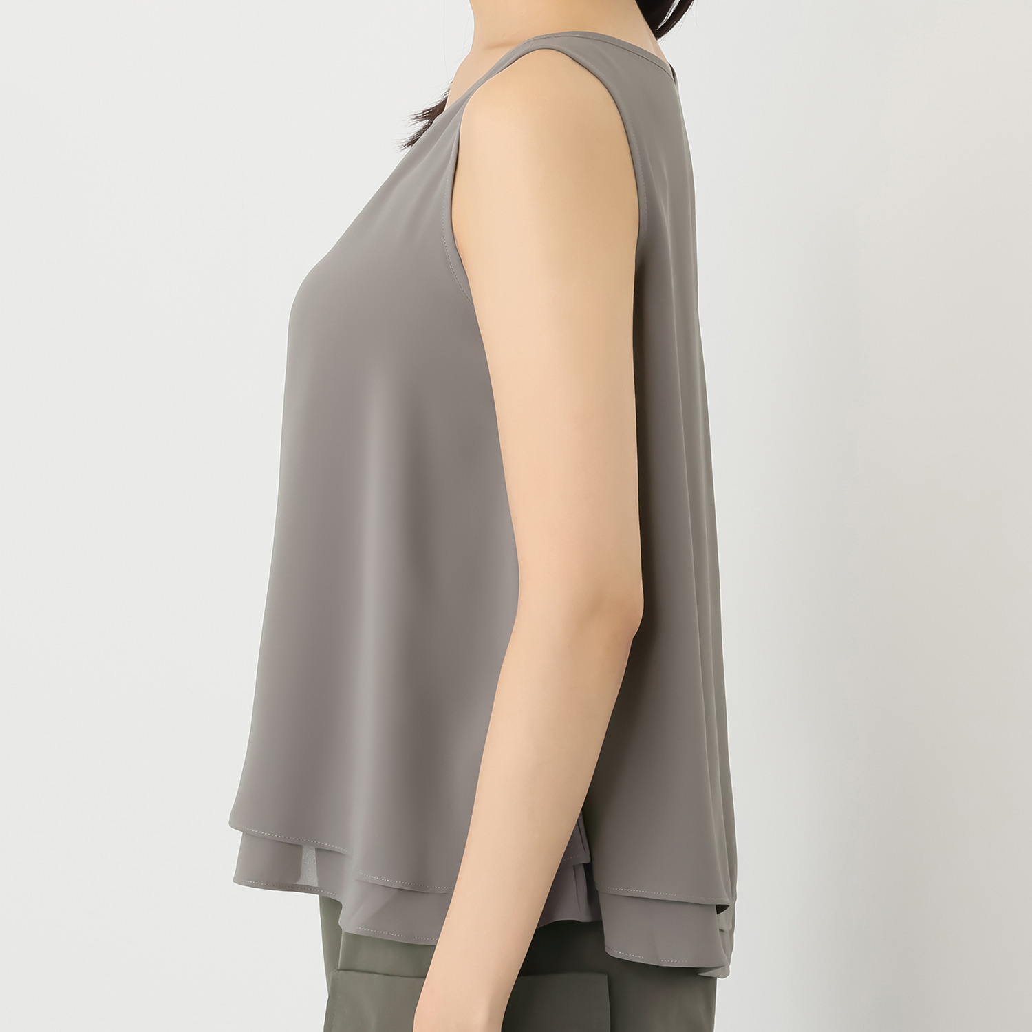 ＢＯＵＮＣＹ　ＢＯＮＤ 着回し力抜群 ダブルレイヤード とろみシフォン フレアーデザイン ノースリーブプルオーバー