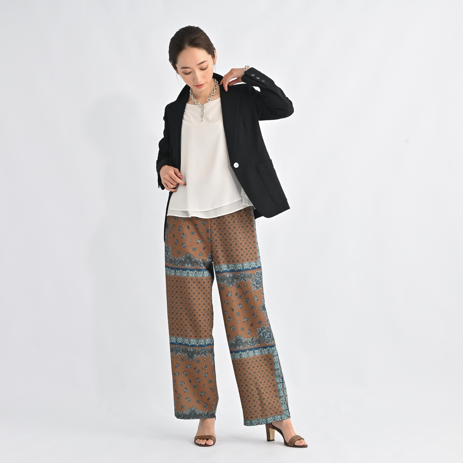 ＢＯＵＮＣＹ　ＢＯＮＤ 着回し力抜群 ダブルレイヤード とろみシフォン フレアーデザイン ノースリーブプルオーバー