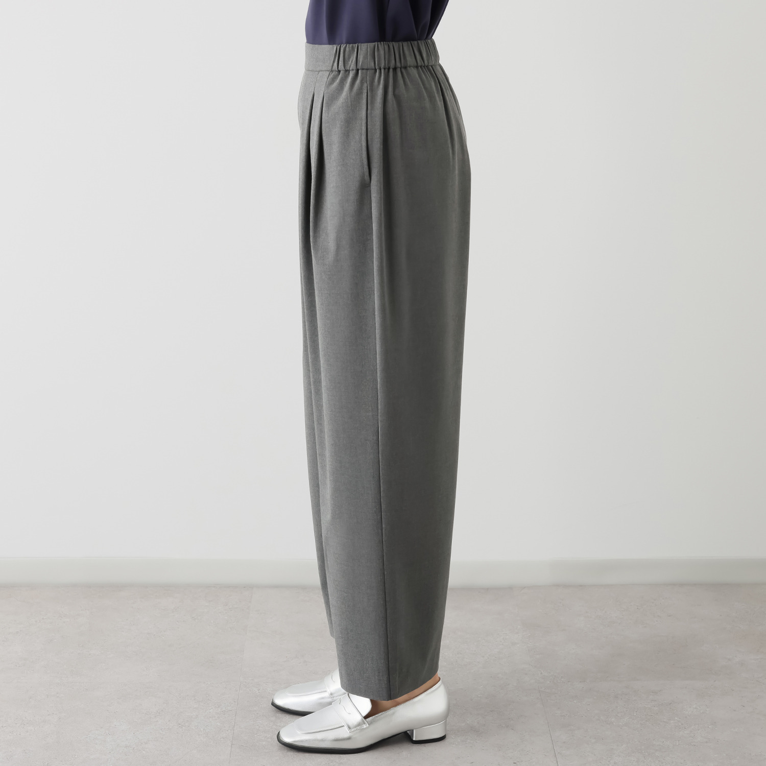 ハッシュパピー お手入れ簡単 ウール調 ツータック ワイドストレートパンツ