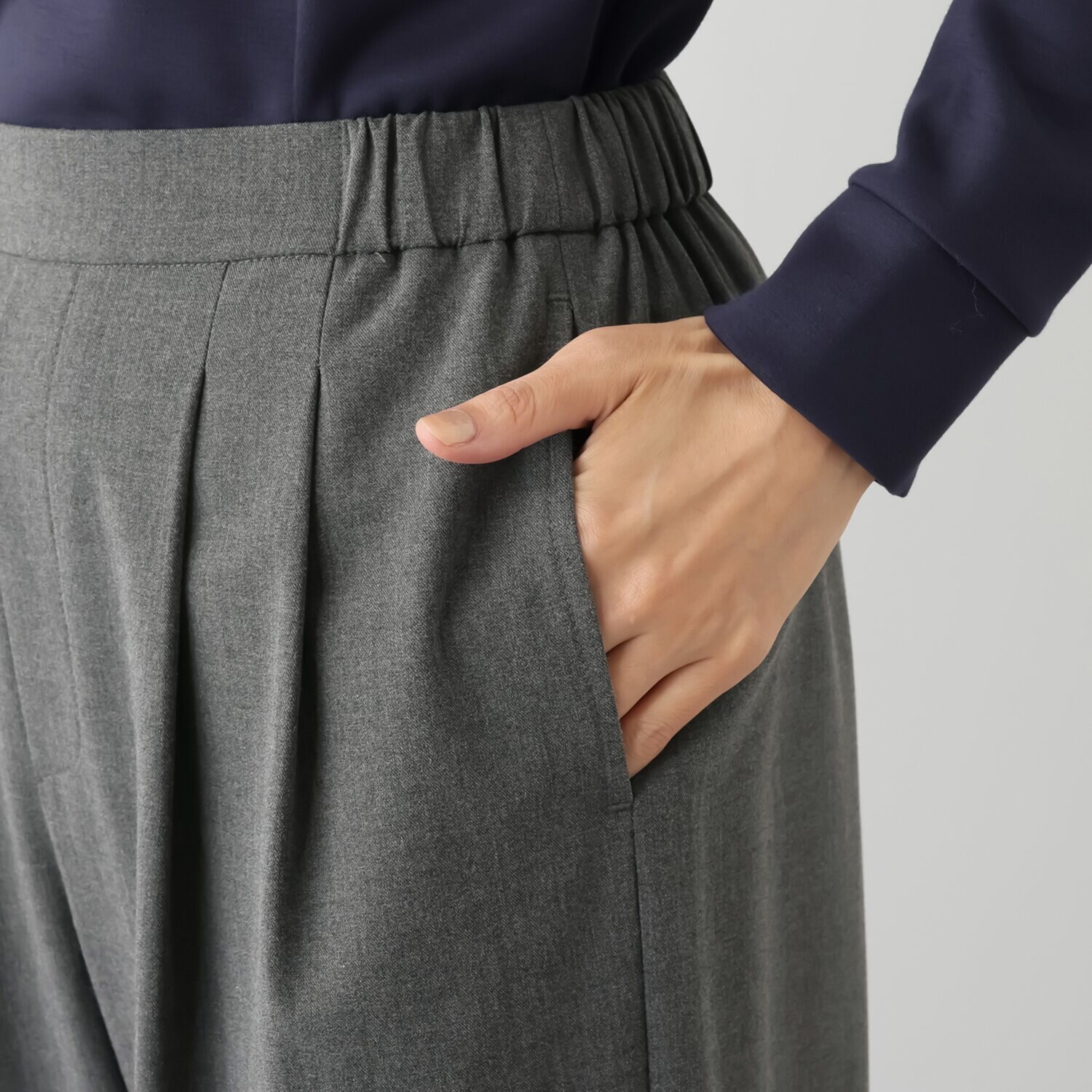 ハッシュパピー お手入れ簡単 ウール調 ツータック ワイドストレートパンツ