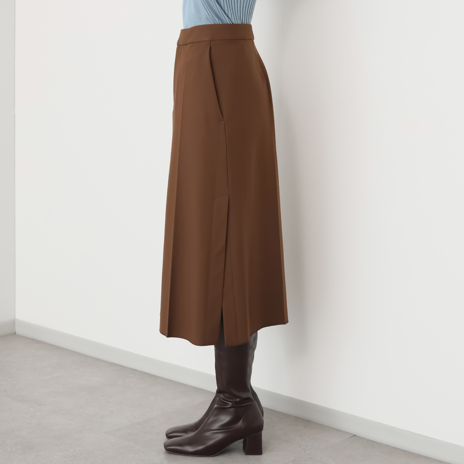 プリモヴァローレ 裏起毛ツイル センタープレス スカート